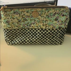 Tory Burch make up bag! Used but great condition